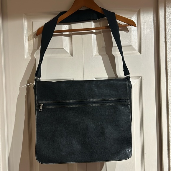 GAP Other - GAP Laptop Satchel Faux/Vegan Leather Expandable
